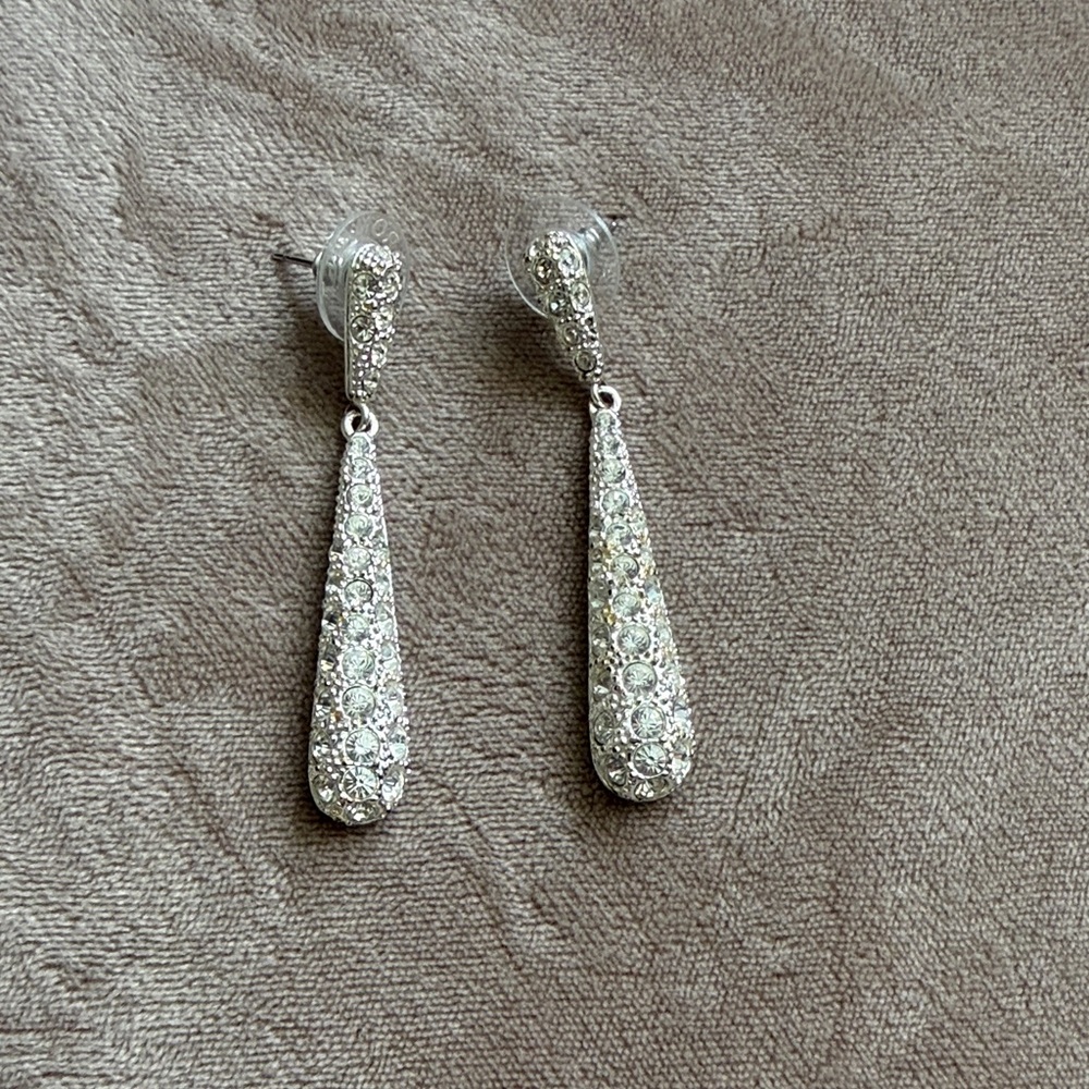 Silver Crystal Teardrop Drop Earrings